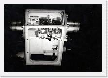 File0030 * Amplificatore a bassissimo rumore, progettato nel 1976, che precedeva, ottimizzandola, una delle piurecenti versioni di ricevitore radioastronomico a transistor per la Croce del Nord. Con un singolo stadio neutralizzato e risonatori con linee coassiali si ottengono 20 dB di guadagno e 85K di temperatura di rumore. Un ottimo risultato per la fine anni 70. Il progetto fu pubblicato e premiato da una rivista internazionale (Elettronic Engineering, April 1978).  (Tomassetti).   * Amplificatore a bassissimo rumore, progettato nel 1976, che precedeva, ottimizzandola, una delle piurecenti versioni di ricevitore radioastronomico a transistor per la Croce del Nord. Con un singolo stadio neutralizzato e risonatori con linee coassiali si ottengono 20 dB di guadagno e 85K di temperatura di rumore. Un ottimo risultato per la fine anni 70. Il progetto fu pubblicato e premiato da una rivista internazionale (Elettronic Engineering, April 1978).  (Tomassetti).   * 1680 x 1168 * (137KB)