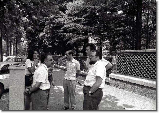 Clicca per scorrere le foto originali ingrandite